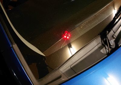 トヨタvitzの駐車中に光る赤いランプについて Okoyaの私的メモ